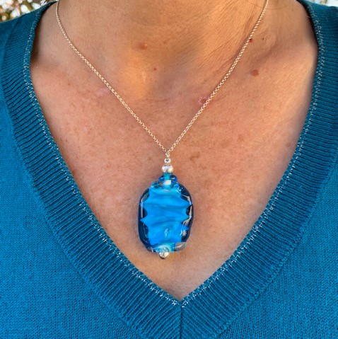 Cadeau unique pendentif femme turquoise murano glass