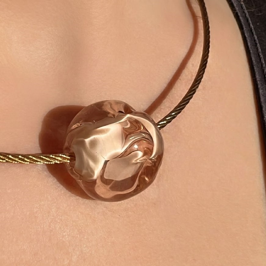 Collier Cable acier rosé - Perle en verre Filées au Chalumeau