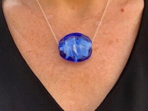 Fabrication artisanale bijou createur perle Murano Glass bleu