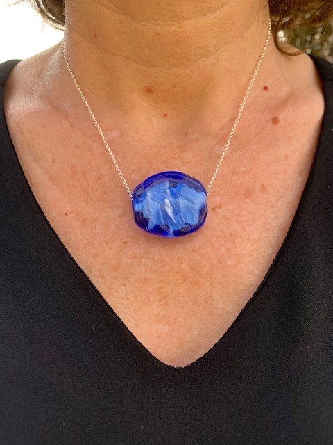 Fabrication artisanale bijou createur perle Murano Glass bleu