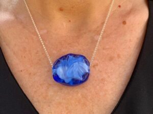 Fabrication artisanale bijou unique perle Murano Glass bleu