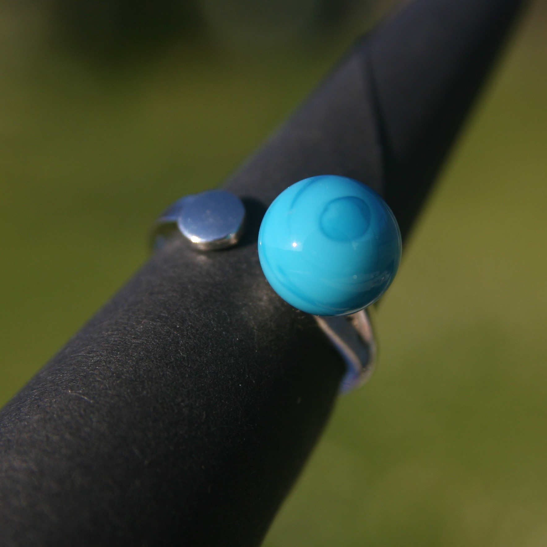 Bague en argent réglable avec perle de verre de Murano coloris turquoise clair Emma