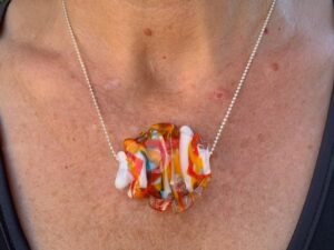 Pushi cadeau femme toulouse perle de verre orange