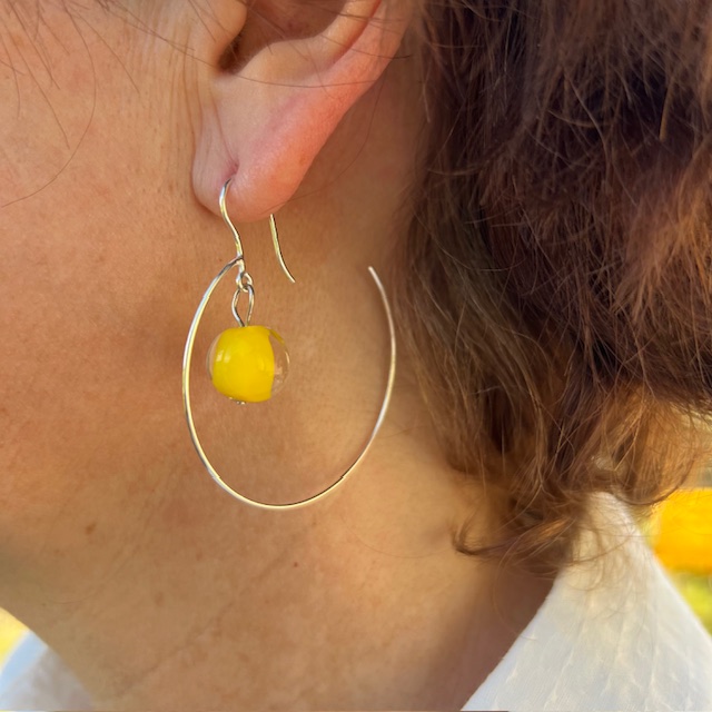 Créole argent perle en verre Murano transparente jaune vif