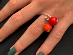 bague argent deux perles de verre rouge et orange