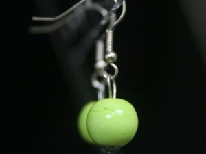 boucle oreille verre de murano coloris vert anis