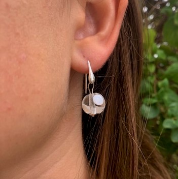 boucles d'oreille Pushi transparente à pois