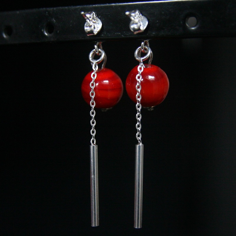 Boucles d'oreilles chaine en argent 925 avec perles de verre de Murano Barbara rouge – Image 2