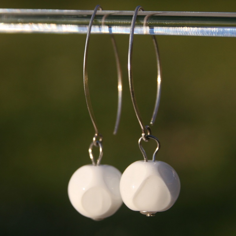 boucles oreilles crochet moyen bea blanche effet vague