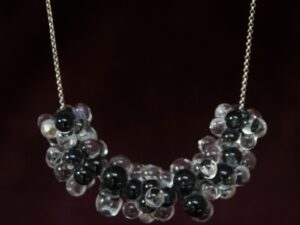 collier bulles noir et transparent collier bulles noir et transparent