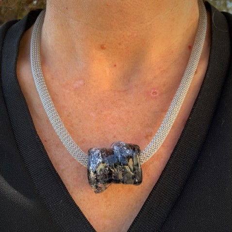 collier cadeau fete des meres maille perle de verre noir argent