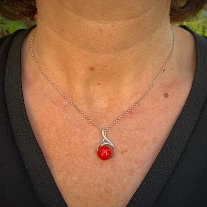 collier en argent perle de verre de Murano rouge belière