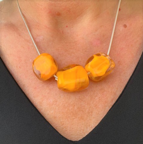 collier pushi perles jaune orange murano