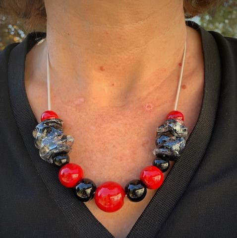 collier verre de murano rouge et noir cadeau toulouse