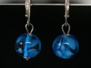 dormeuse en argent perle de verre turquoise transparent
