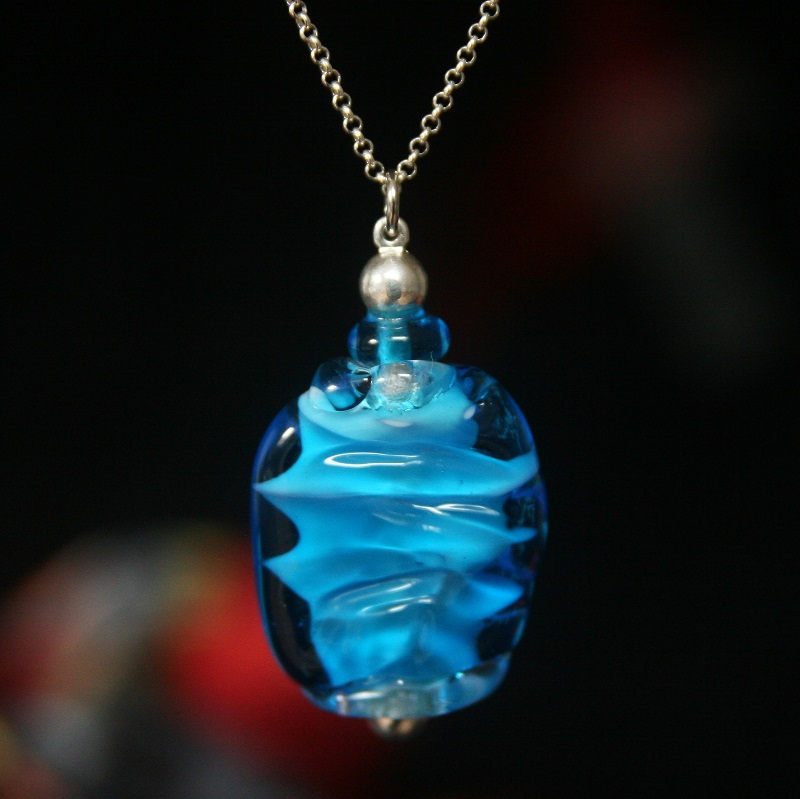 pendentif vagues turquoise